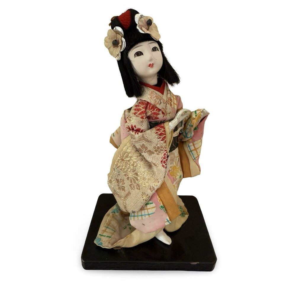 VTG Nishi Japanese‎ Hina Geisha Doll Girl Figurine Kimono Wood Stand Japan 8 in